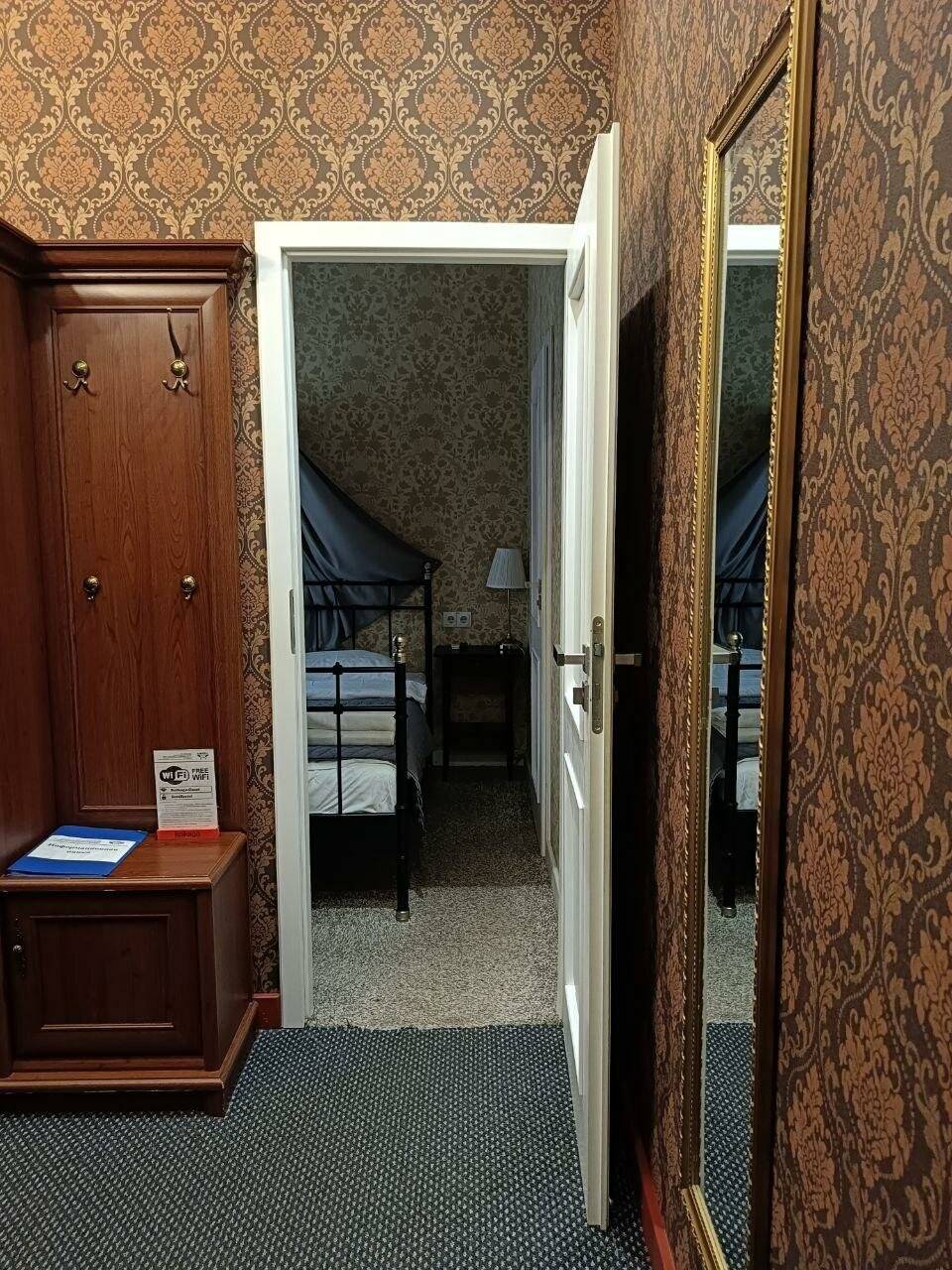 Фотографии номера Семейный номер Лондон в Гостинице KoikaGo Калининград