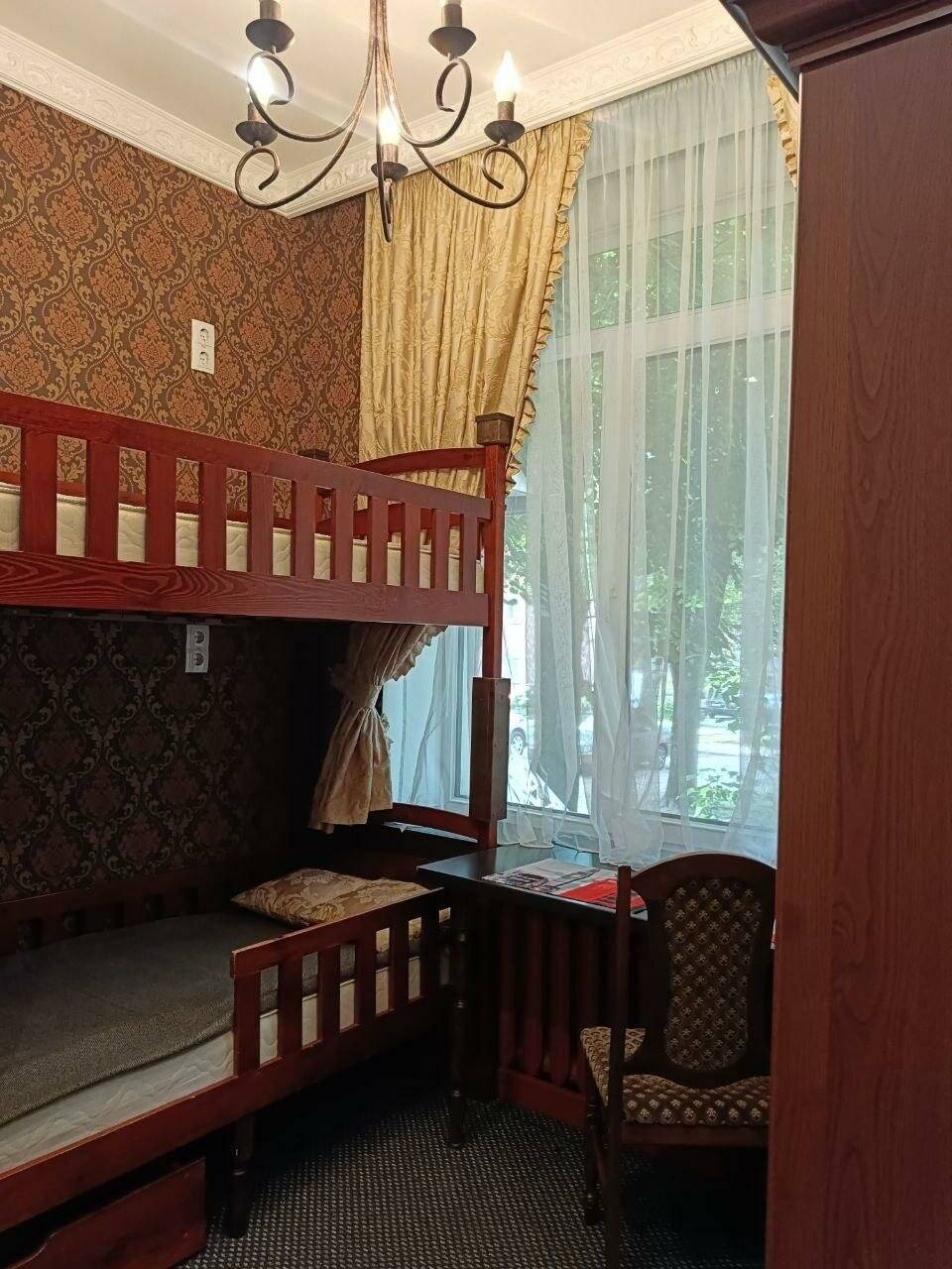 Фотографии номера Семейный номер Лондон в Гостинице KoikaGo Калининград